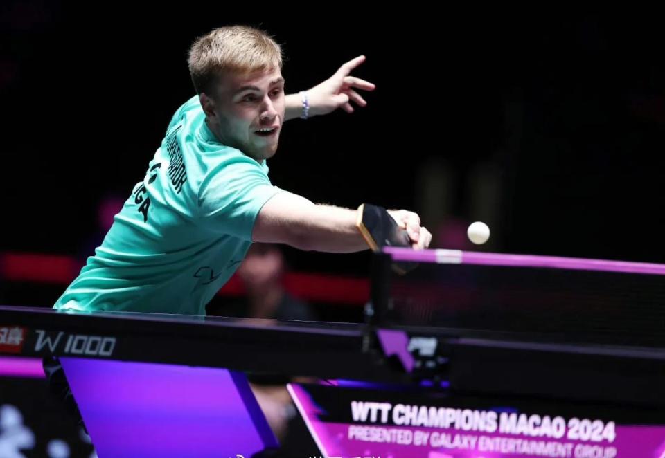 力的年轻球 力的年轻球