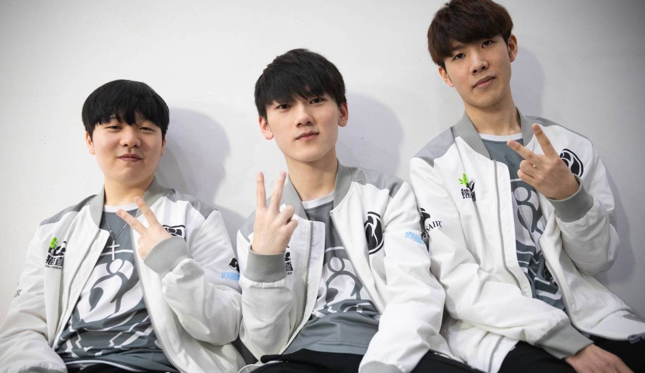 布斯克茨的 布斯克茨的