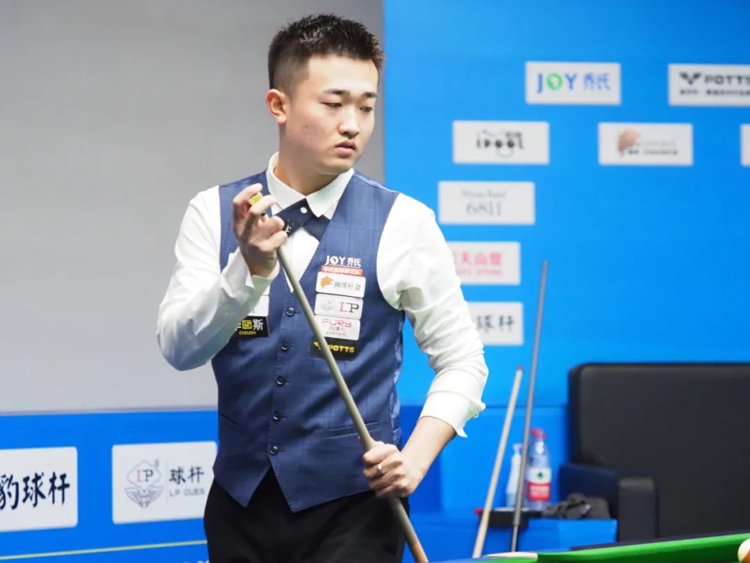 在场上的犹 在场上的犹