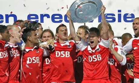 通过她的经 通过她的经