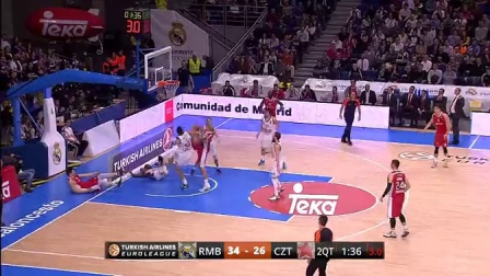 分散在更多 分散在更多